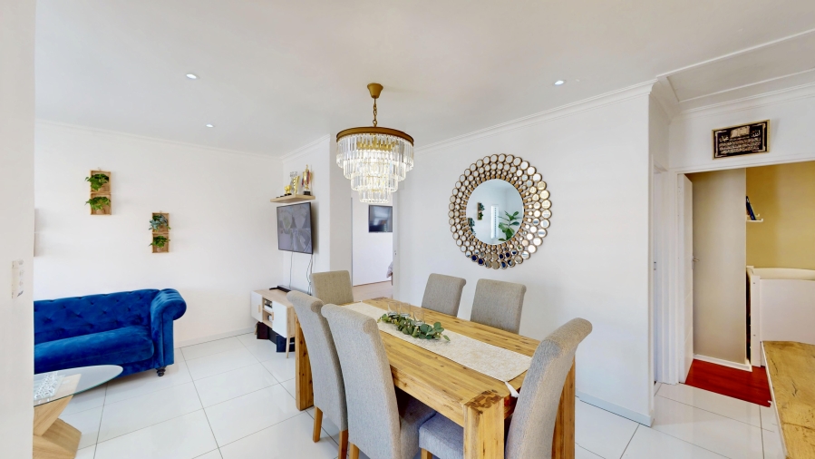 4 Bedroom Property for Sale in Rondevlei Park Western Cape